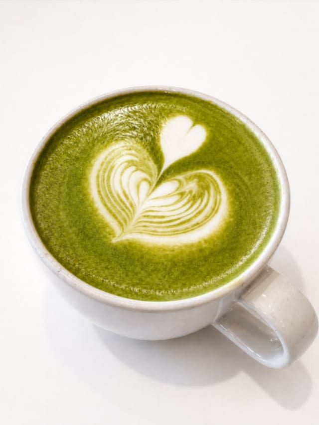 Regular Matcha Latte.