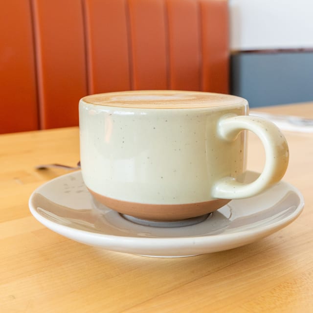 Mocha Latte Hot.