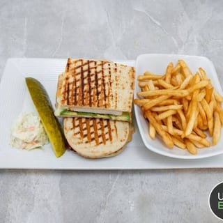 California Chicken Panini